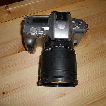Зеркальная камера Minolta Dynax 40