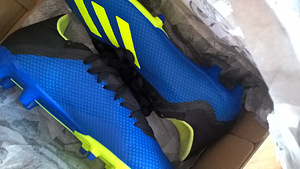 Adidas футб.обувь s 39.3 подходит на 37-38 (2 фото из 3)
