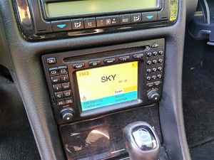 Mercedes Benz stereo 2din (1 foto / 2)