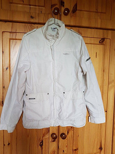 Женская куртка Umbro осень-весна куртка, S (1 фото из 1)