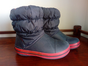 Crocs сапоги J1(n31-32 ) в хор.сост-и,очень лёгкие и удобные (1 фото из 5)