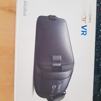 Samsung Oculus VR (SM-R323)
