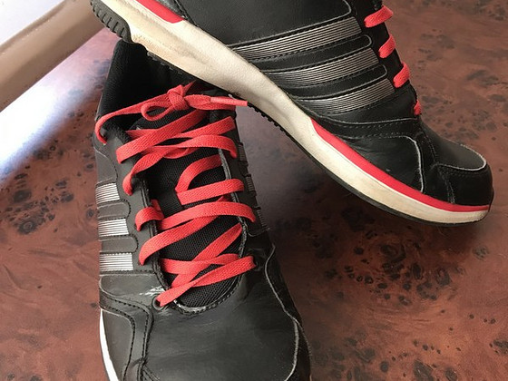 Кроссовки Adidas