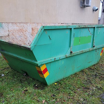 ВЫВОЗ ВЕТОК И ДРЕВЕСНЫХ ОТХОДОВ