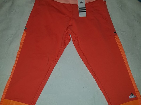 Uus ADIDAS L suurus