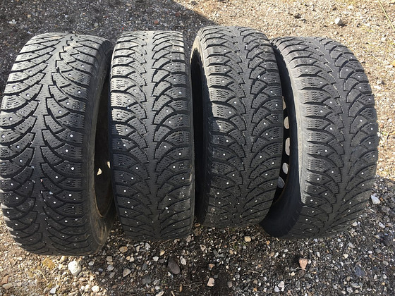 Naastrehvid nokian 15/195/65