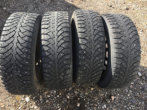 Naastrehvid nokian 15/195/65 (1 foto / 2)