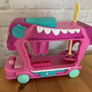 Lps / Littlest Pet Shop maiustuste buss