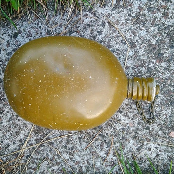 Фляжка