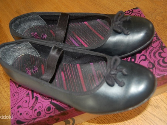 Балетки Clarks Bootleg, кожа, размер UK 5F, EU 38