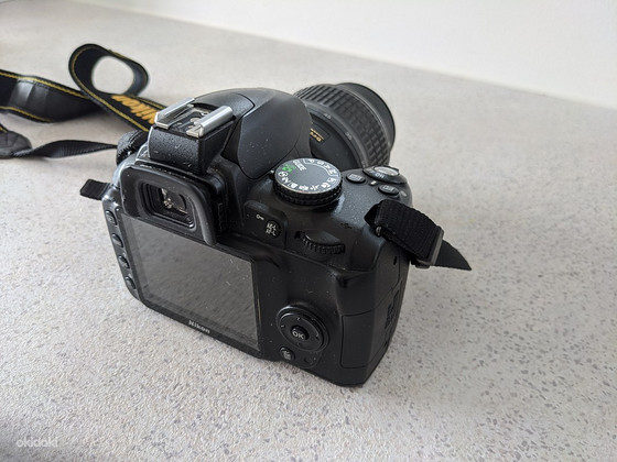 Зеркальная камера Nikon D3000