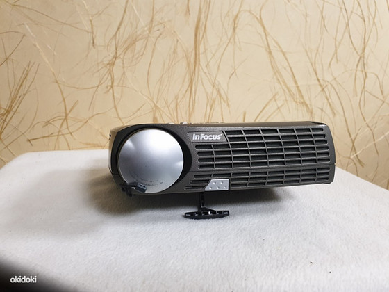 InFocus LP70 Projector