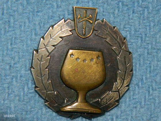 TJ знак сотрудников