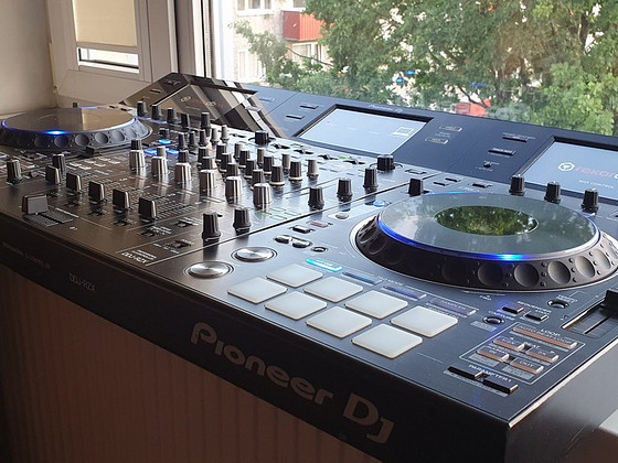 Pioneer DDJ-RZX