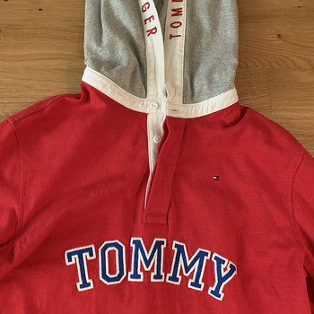 Särk Tommy Hilfiger s.164