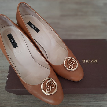 Bally kontsakingad