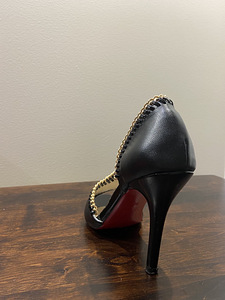 Christian Louboutin кожа 36/37 размер,оригинал (4 фото из 9)
