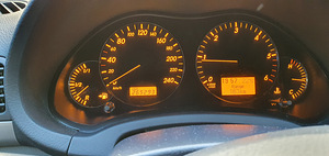Toyota Avensis 2009 2.2 disel 130kw (6 foto / 8)