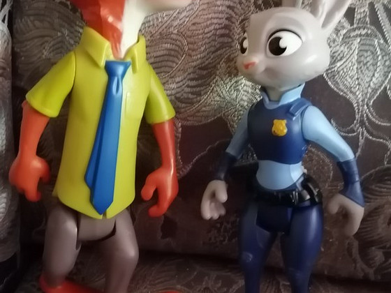 Игрушки