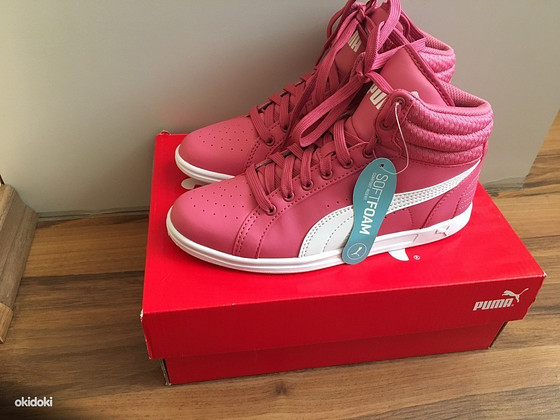 Новые Puma кроссовки, размер 35,5