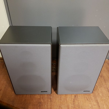 Hitachi ls-370 kõlarid