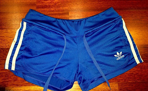 Adidas спортивные шорты, S (2 фото из 2)