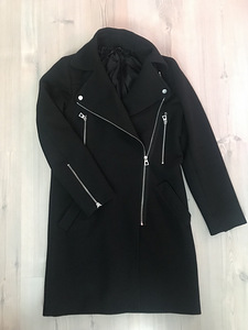 Пальто Zara (2 фото из 2)