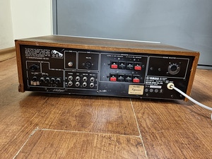 Yamaha CR-420 AM/FM Stereo Receiver (3 фото из 5)