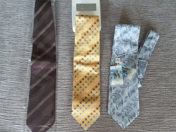 Новые мужские галстуки
