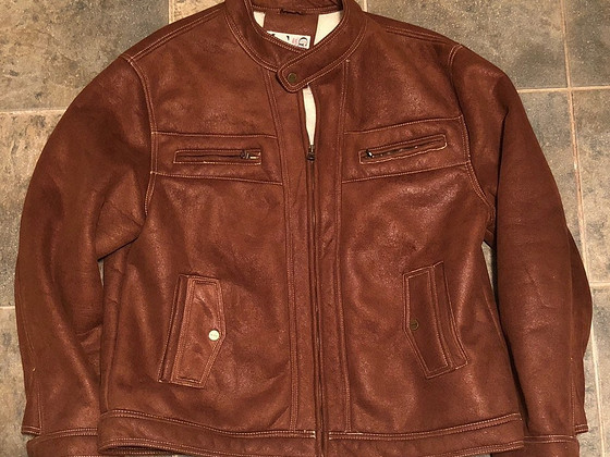 Куртка зимняя Guess , бомбер, p,L-XL