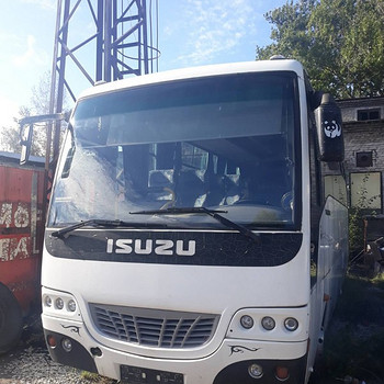 Автобус Isuzu по запчастям