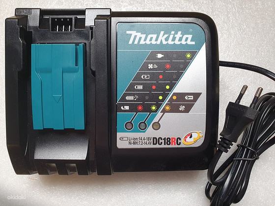 Makita 18v зарядка (новая)