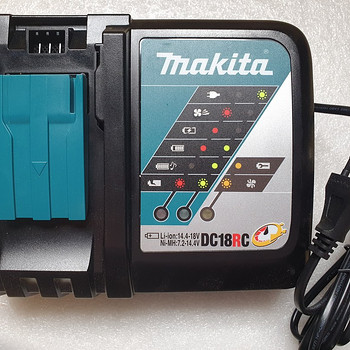 Makita 18v kiirlaadija (uus)
