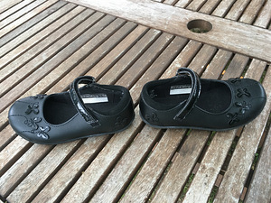 Mothercare туфли, р.24 (2 фото из 2)