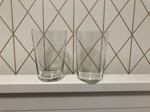 2 klaasi (1 foto / 3)