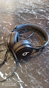 Наушники beats (2 фото из 3)