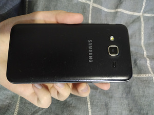 Телефон Samsung galaxy J3 (2 фото из 2)