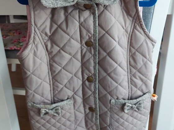 Vest, suurus 4-5a.