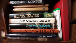 Raamatud (5 foto / 8)