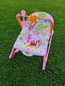 Fisher Price кресло-качалка с вибрацией/музыкой (2 фото из 2)