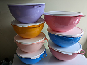 Tupperware taignakausid (2 foto / 3)