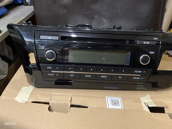 Toyota corolla 2013-2015 e180 cd stereo 86120-02f70 ( 53883)
