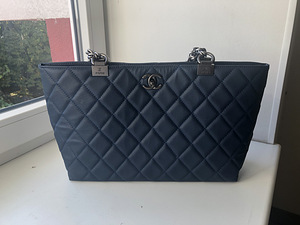 Сумка Chanel кожаная, новая (2 фото из 6)