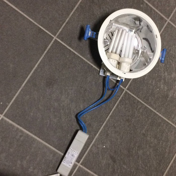 Laevalgusti / pirn 2tk + trafo