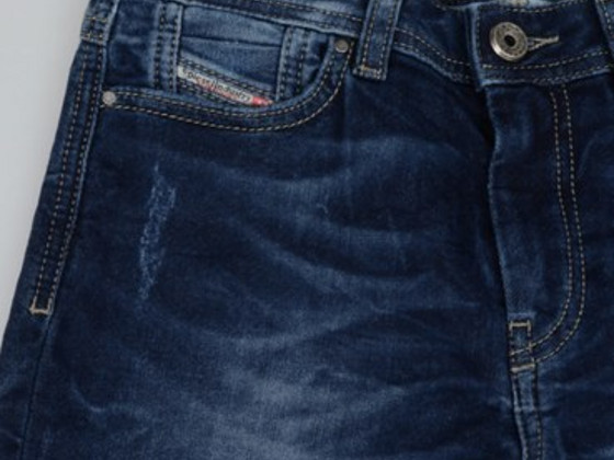 Diesel kids teksad 10.a