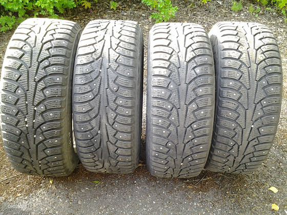 Naastrehvid nokian 15/195/55(4tk)