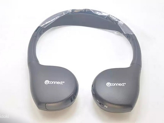 Наушники connect jeep,chrysler,lancia..05091277ab