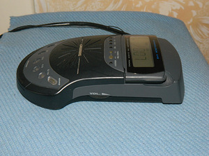 Raadio äratuskell "Grundig sonoclock 410" (4 foto / 9)