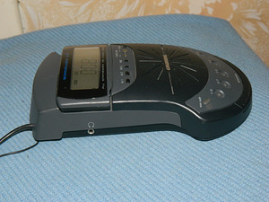 Raadio äratuskell "Grundig sonoclock 410" (5 foto / 9)