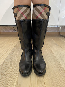 BURBERRY kevad-sügis saapad naistele (1 foto / 2)